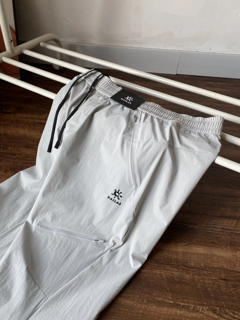 Bright Unclassified Brand Long Pants 162386