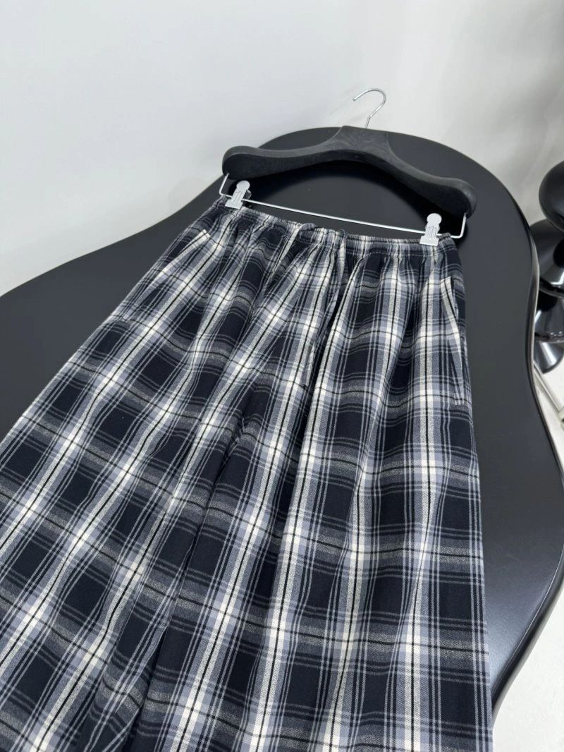 Neat Unclassified Brand Long Pants 155562