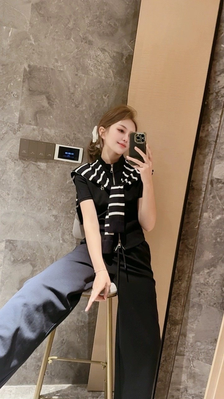 Colorful Unclassified Brand Long Suits 155521