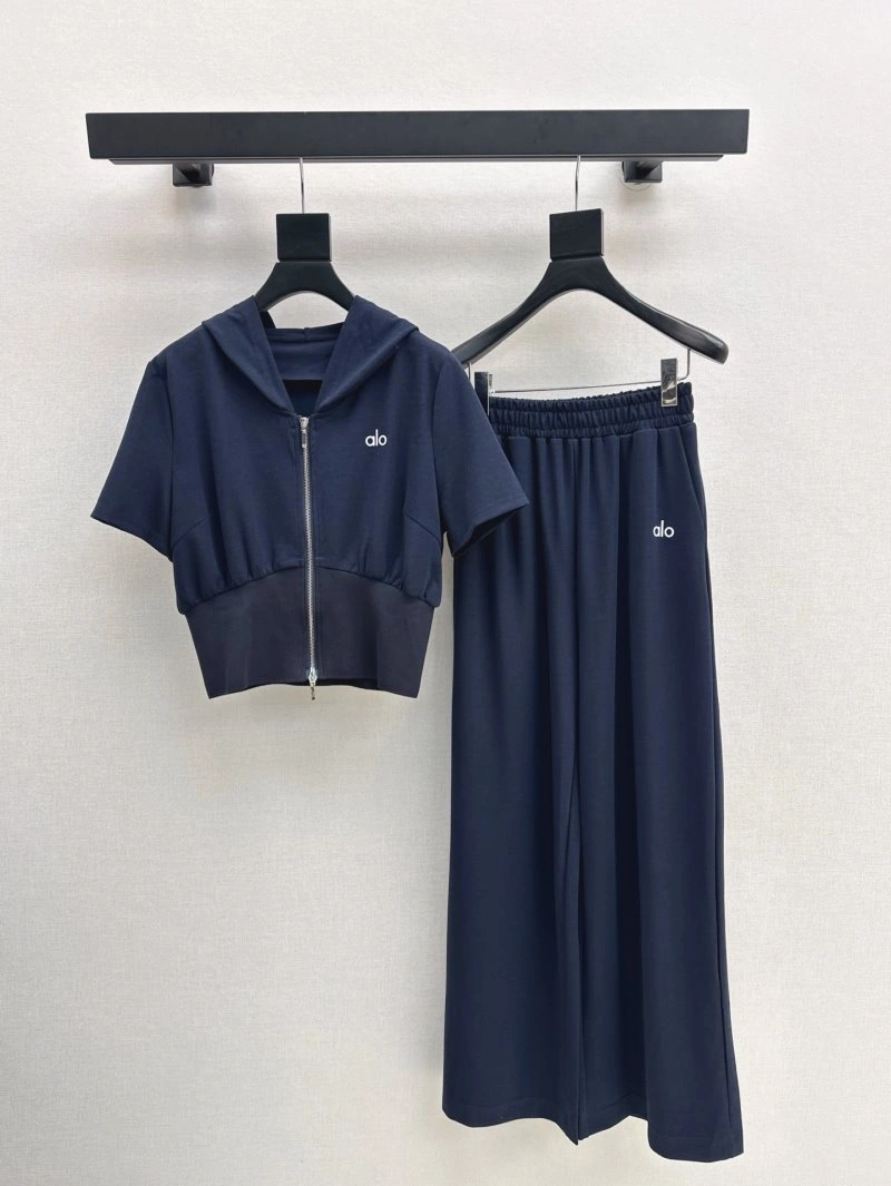 Unique Unclassified Brand Long Suits 147561