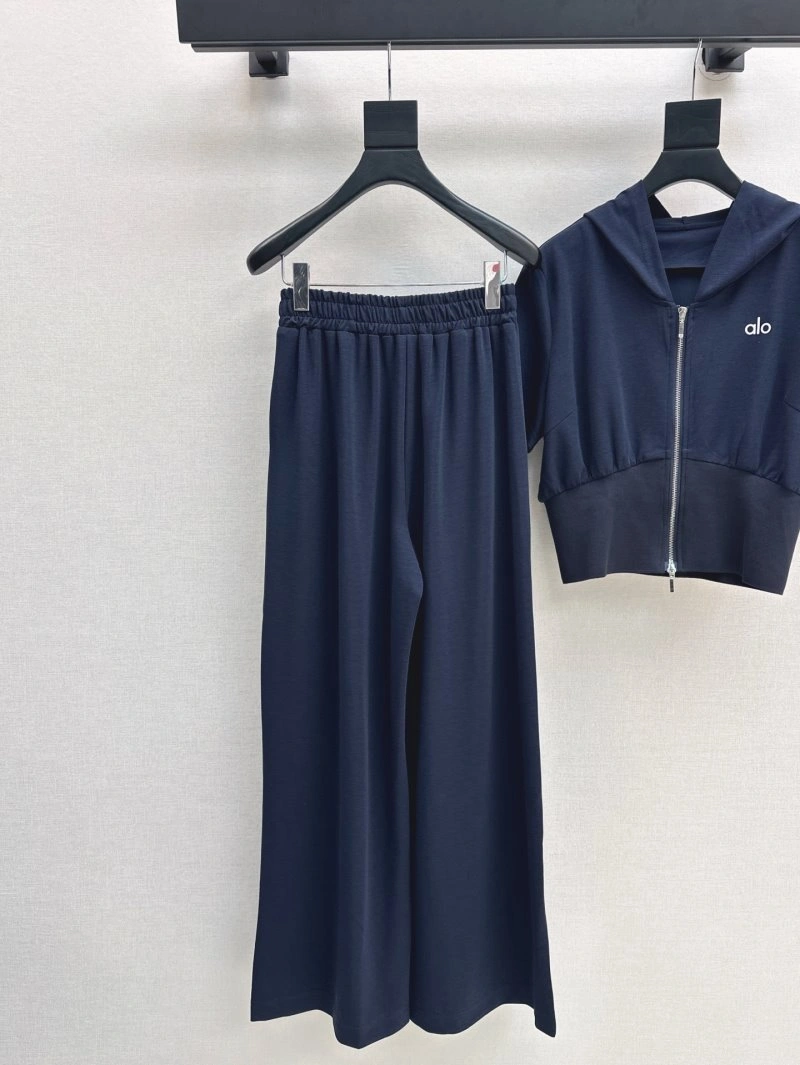 Unique Unclassified Brand Long Suits 147561