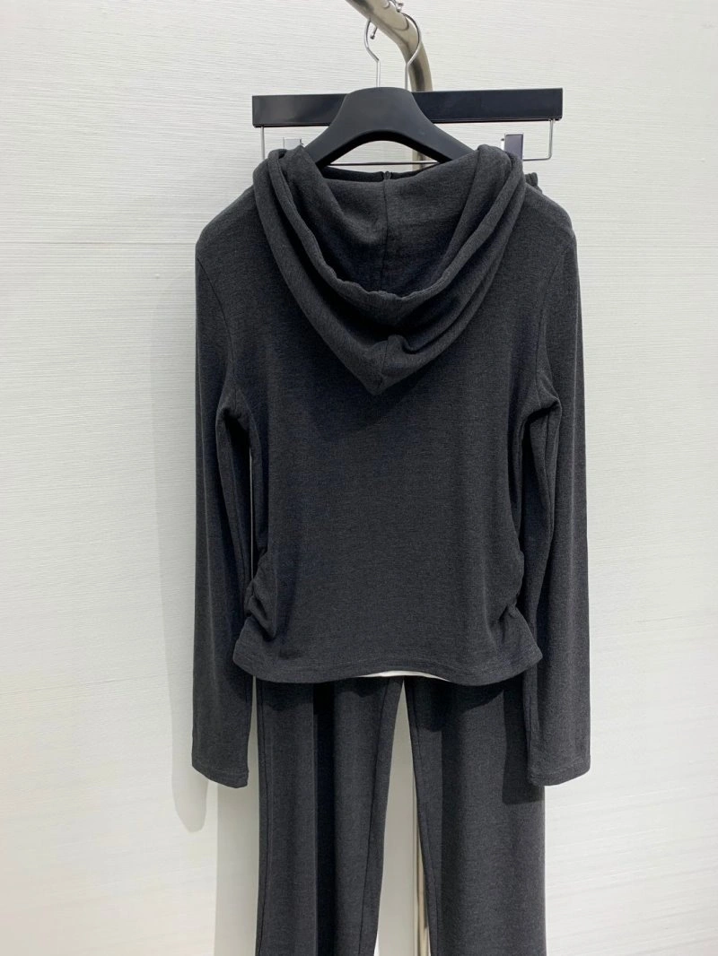 Unclassified Brand Long Suits OdorResistant 147547