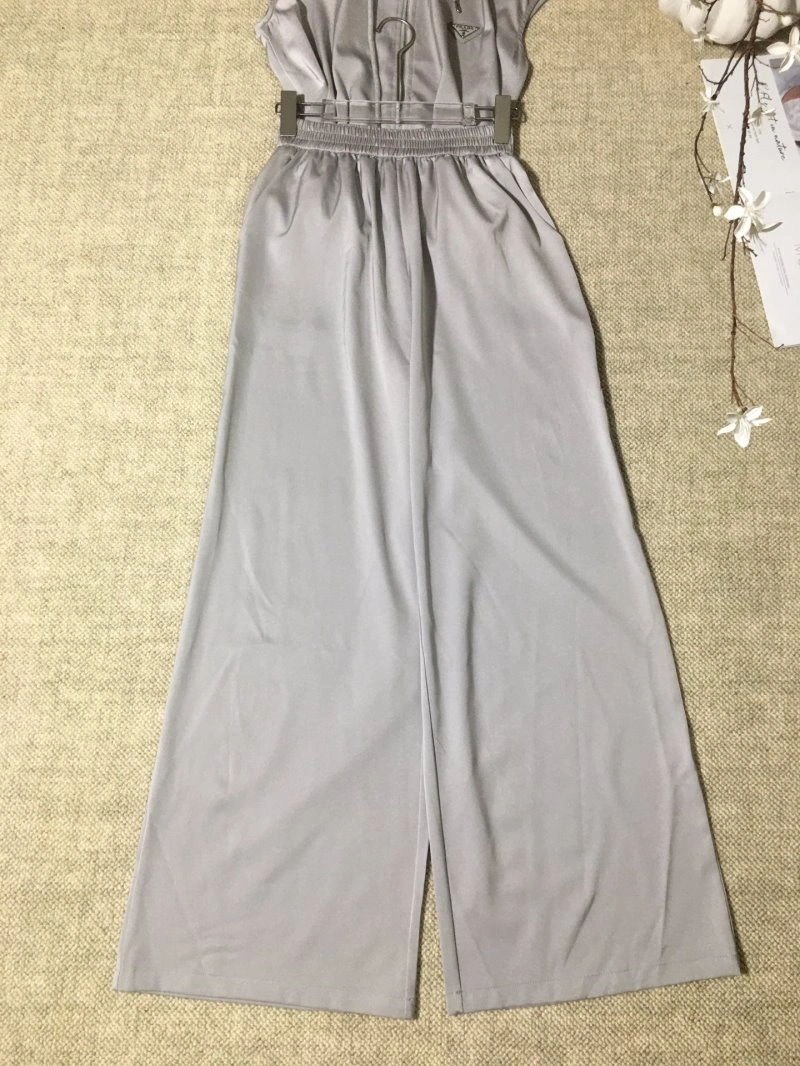 Sustainable Unclassified Brand Long Suits 153742