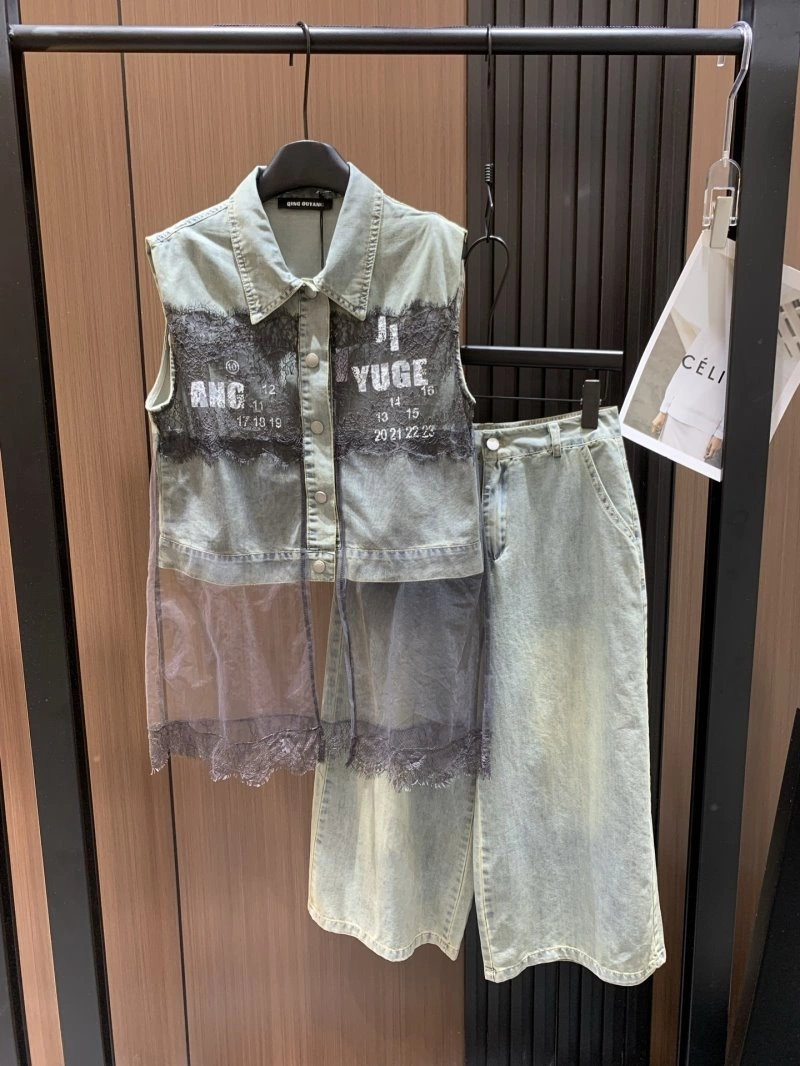 ZipUp Unclassified Brand Long Suits 153738