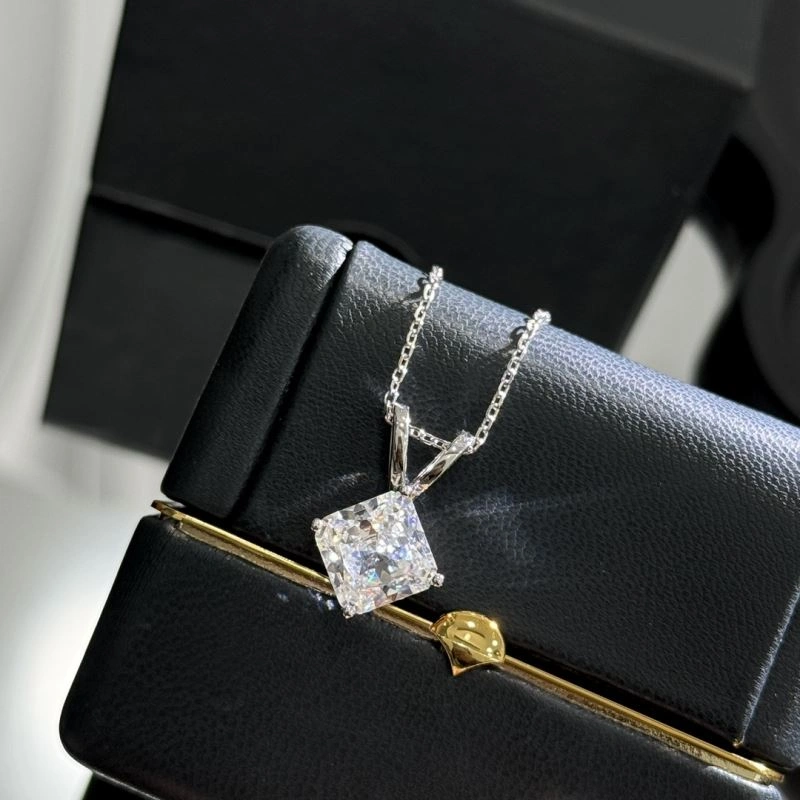Unclassified Brand Necklaces StreetReady 213750