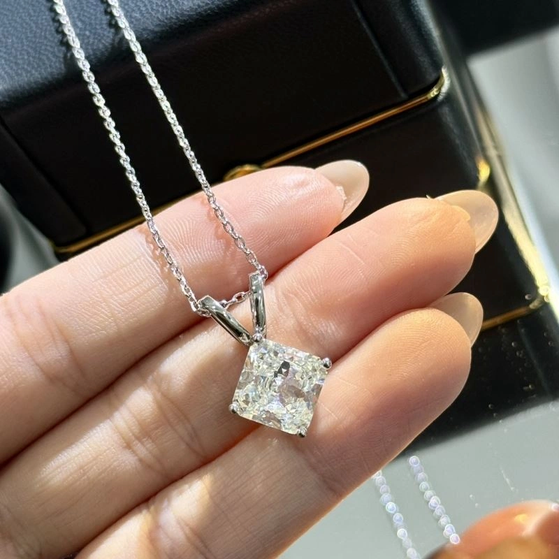 Unclassified Brand Necklaces StreetReady 213750