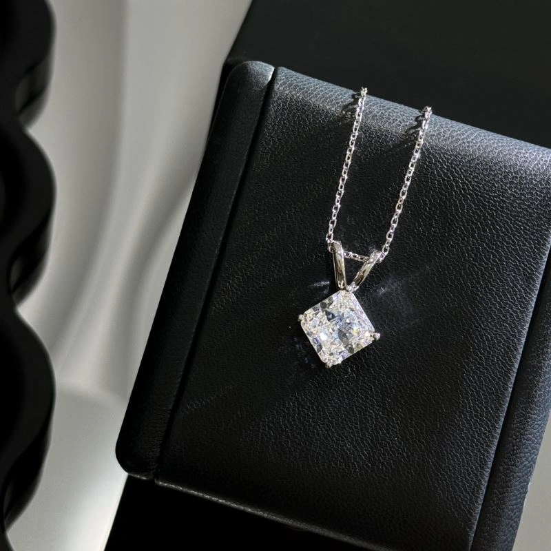 Unclassified Brand Necklaces StreetReady 213750