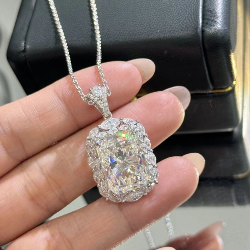 Unclassified Brand Necklaces Casual 213740