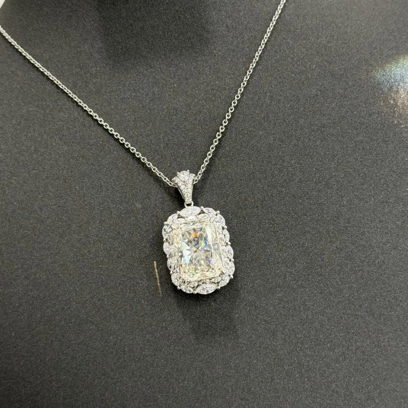 Unclassified Brand Necklaces Casual 213740