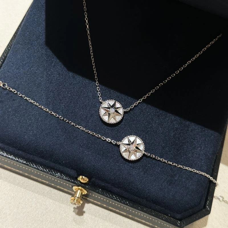 Unclassified Brand Necklaces Tailored 213727