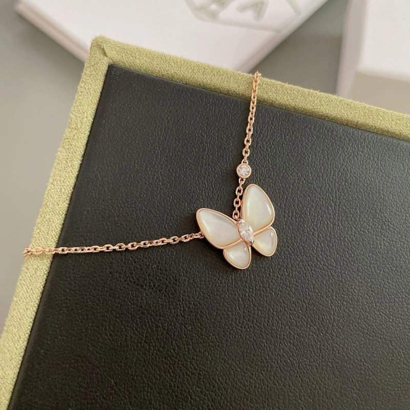 SoftTouch Unclassified Brand Necklaces 213758