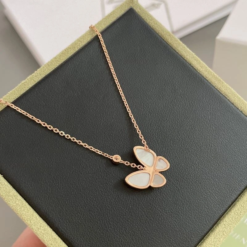 SoftTouch Unclassified Brand Necklaces 213758