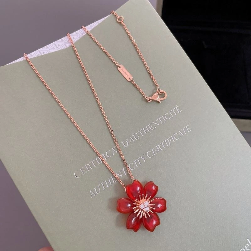 Contemporary Unclassified Brand Necklaces 213725