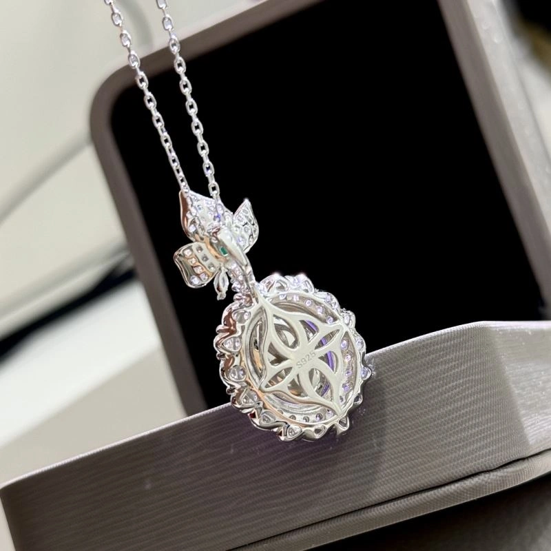 Modern Unclassified Brand Necklaces 213716