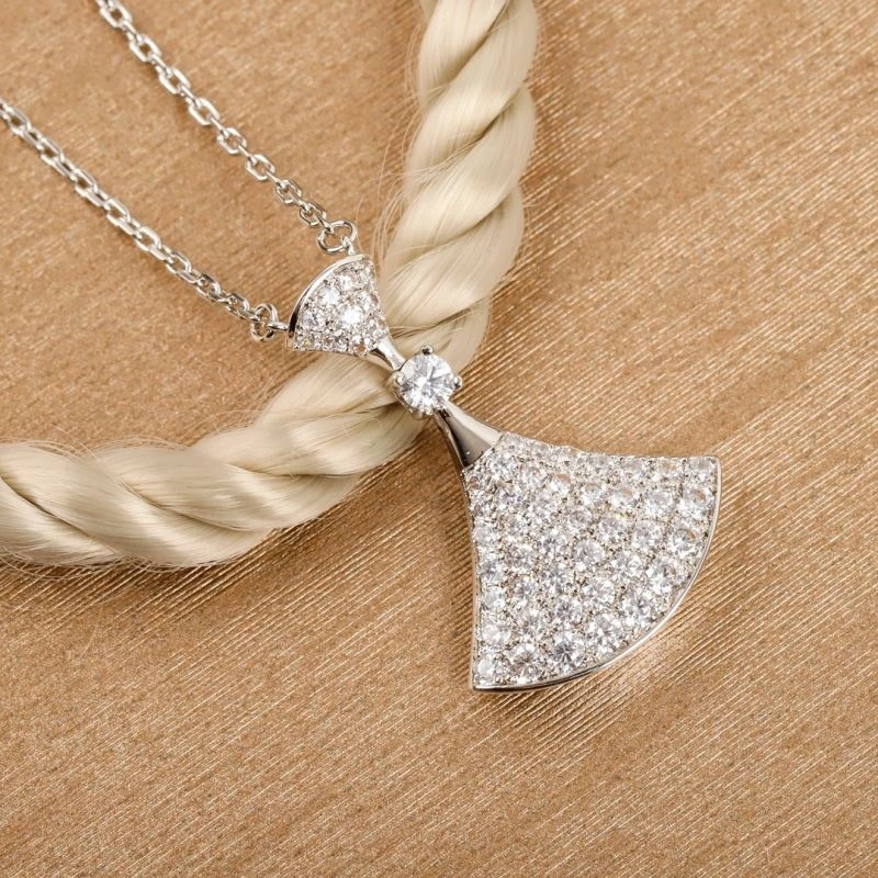 HighQuality Unclassified Brand Necklaces 213713