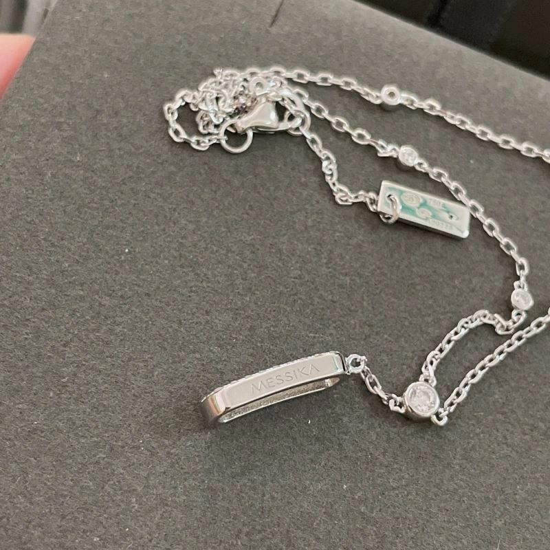 Unclassified Brand Necklaces ModernLook 213704