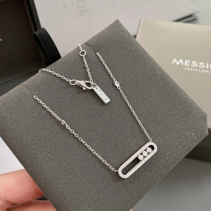 Bold Unclassified Brand Necklaces 213700