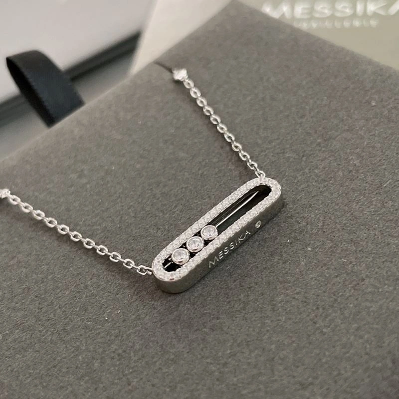 Bold Unclassified Brand Necklaces 213700