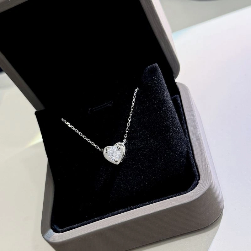 RelaxedFit Unclassified Brand Necklaces 213708