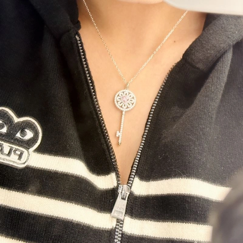 Unclassified Brand Necklaces GoAnywhere 213701