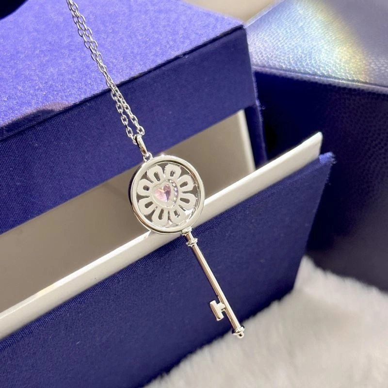 Unclassified Brand Necklaces GoAnywhere 213701