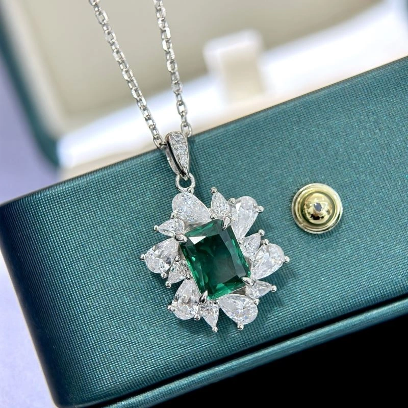 Unclassified Brand Necklaces EyeCatching 213305