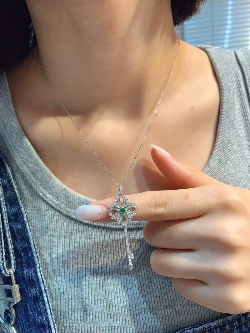 Unclassified Brand Necklaces WellDesigned 213291