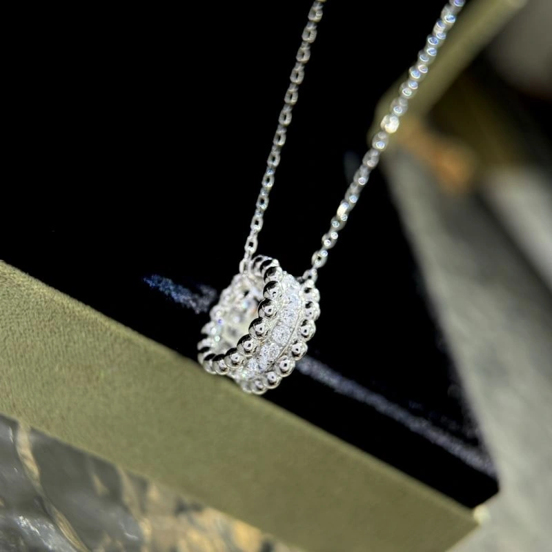 Unclassified Brand Necklaces Versatile 213297