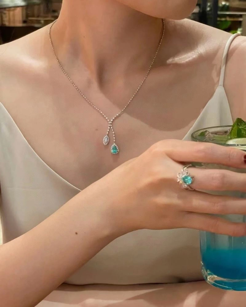 Unclassified Brand Necklaces Sporty 213271