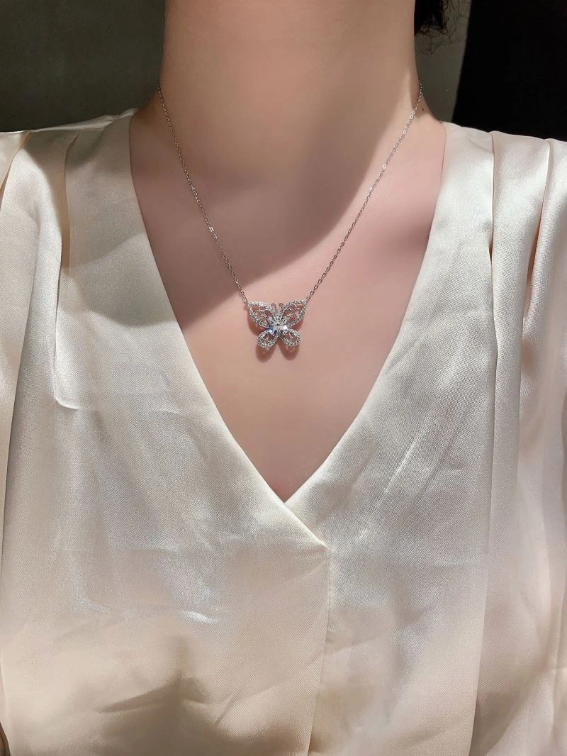 Thermal Unclassified Brand Necklaces 213264
