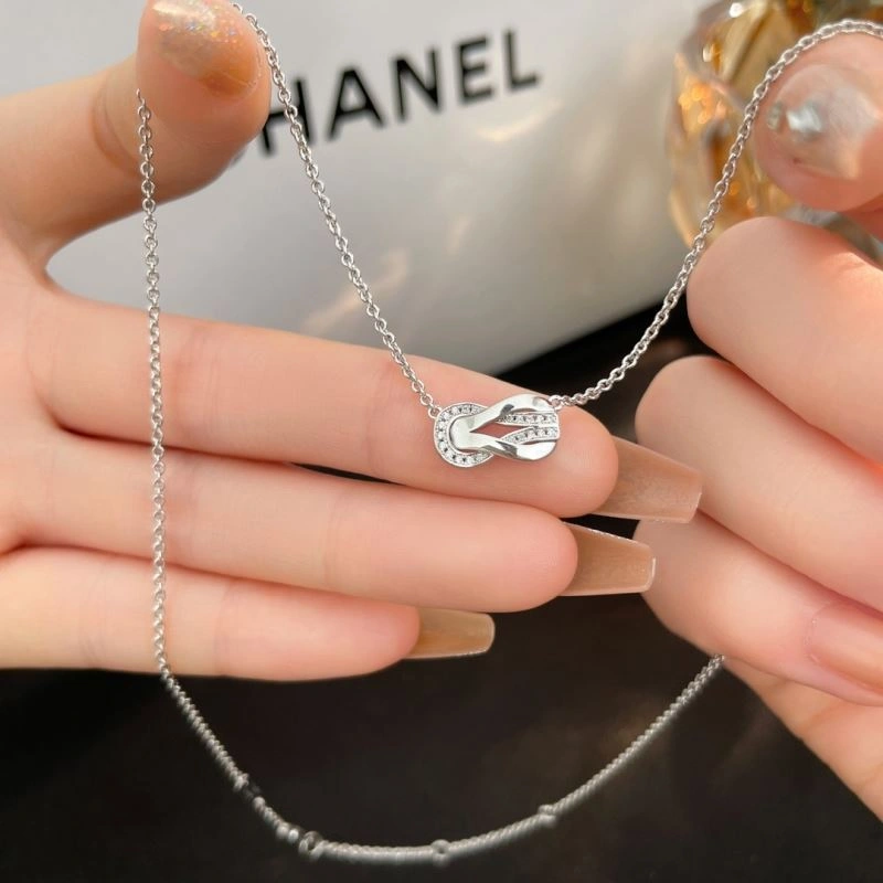 SunProtective Unclassified Brand Necklaces 213259