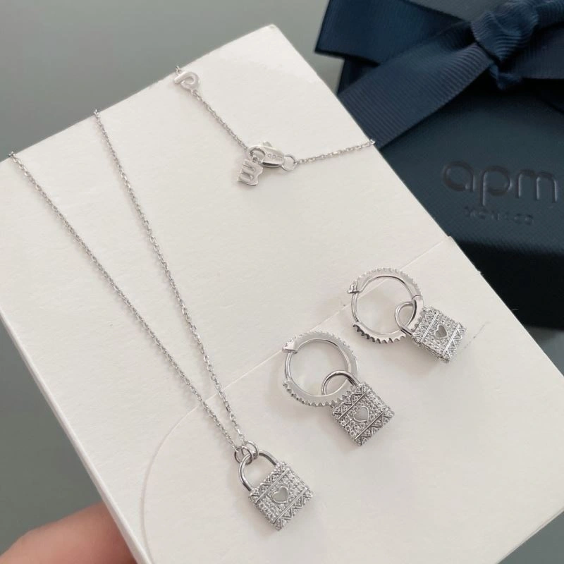 MoistureWicking Unclassified Brand Necklaces 213255