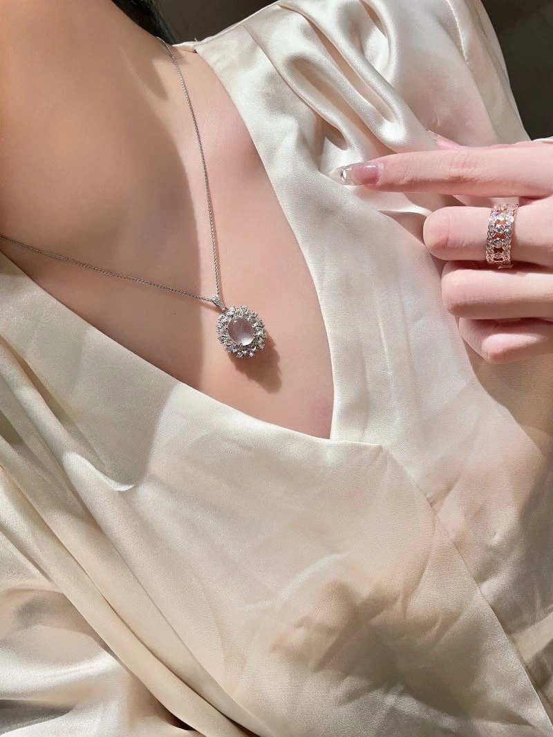 Soft Unclassified Brand Necklaces 213256