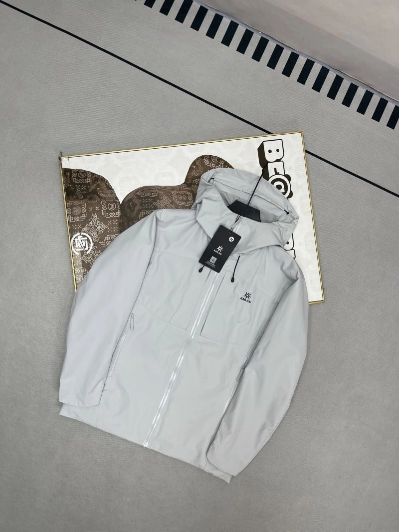 Unclassified Brand Outwear WeatherProof 162420