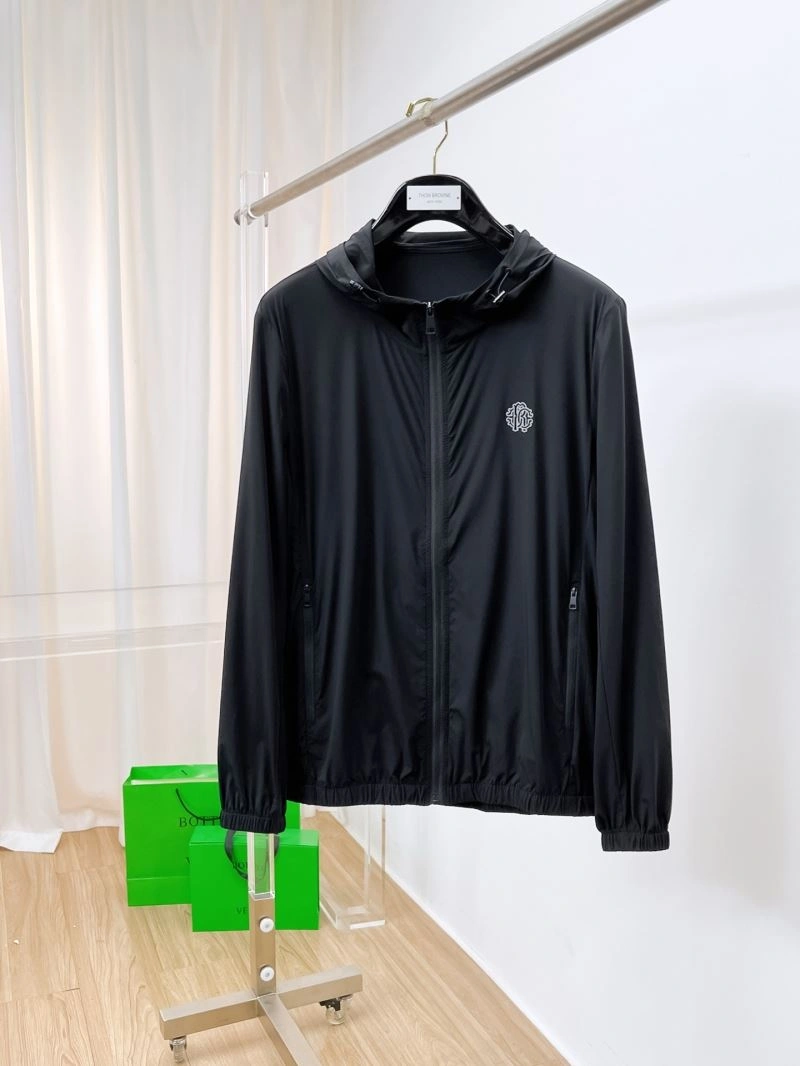 Minimalist Unclassified Brand Outwear 161331