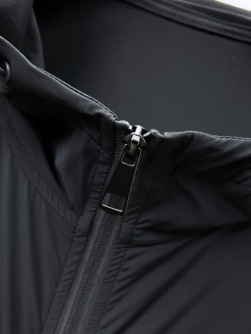 Minimalist Unclassified Brand Outwear 161331