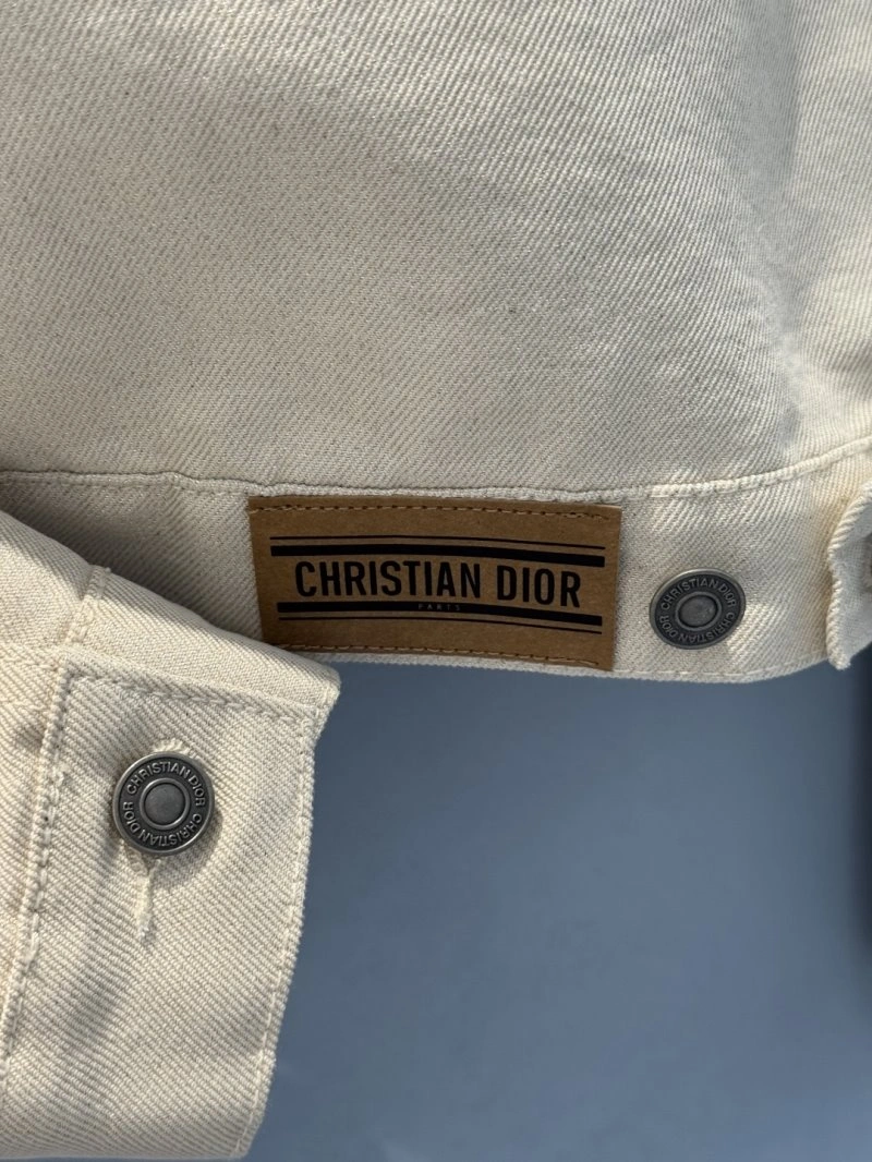 Unclassified Brand Outwear SoftTouch 150528