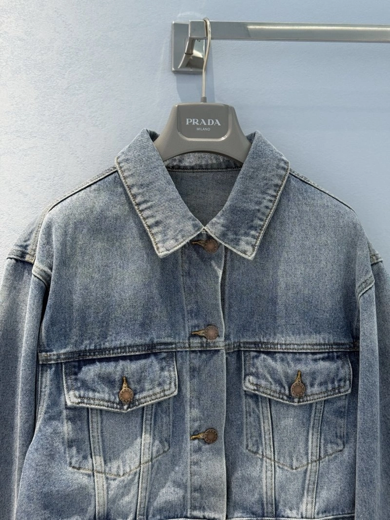 Unclassified Brand Outwear SportInspired 150526