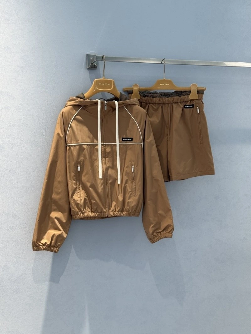 Lightweight Unclassified Brand Outwear 150544