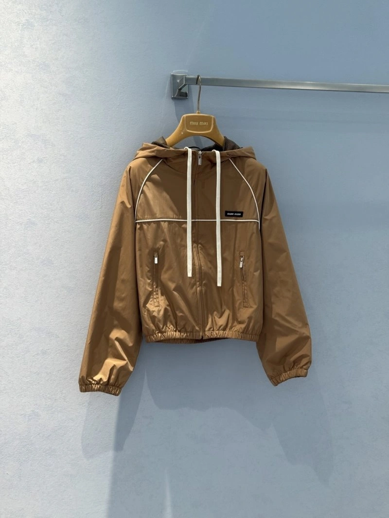 Lightweight Unclassified Brand Outwear 150544