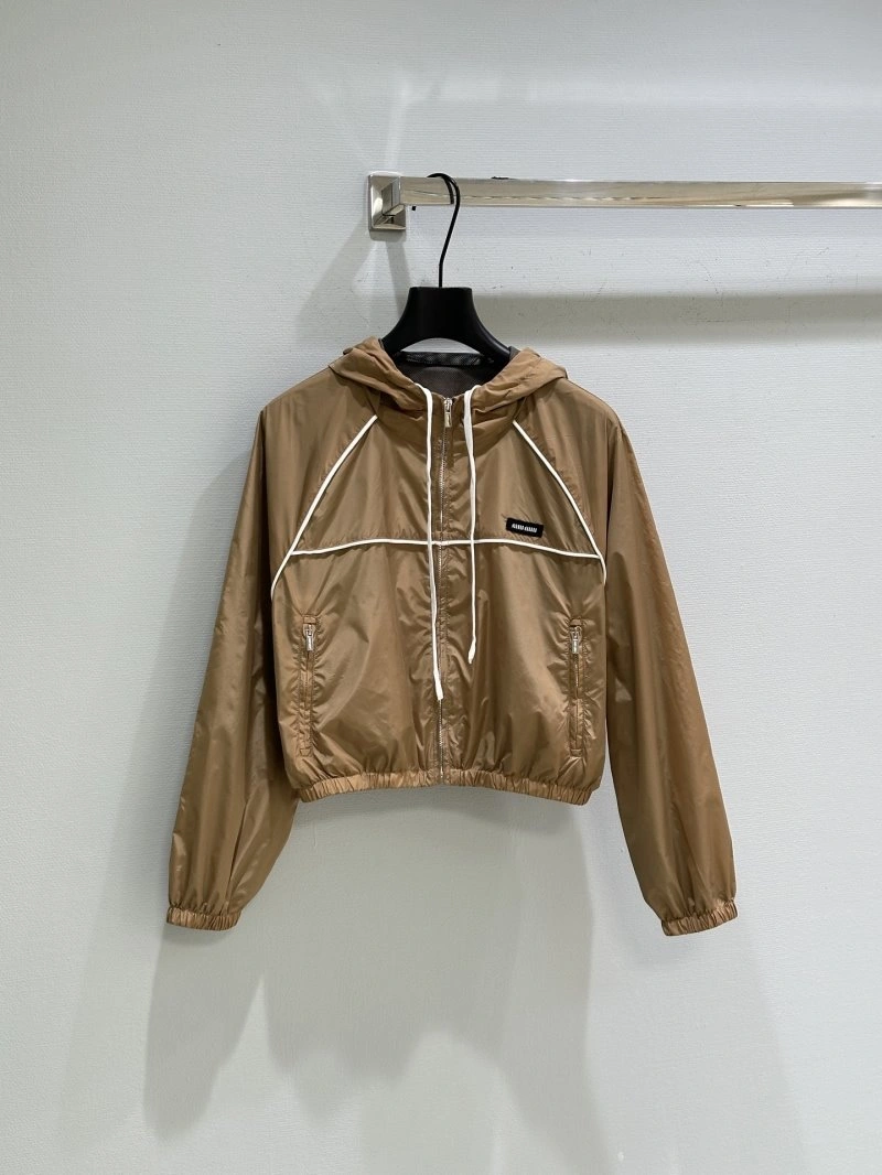 Thermal Unclassified Brand Outwear 150543