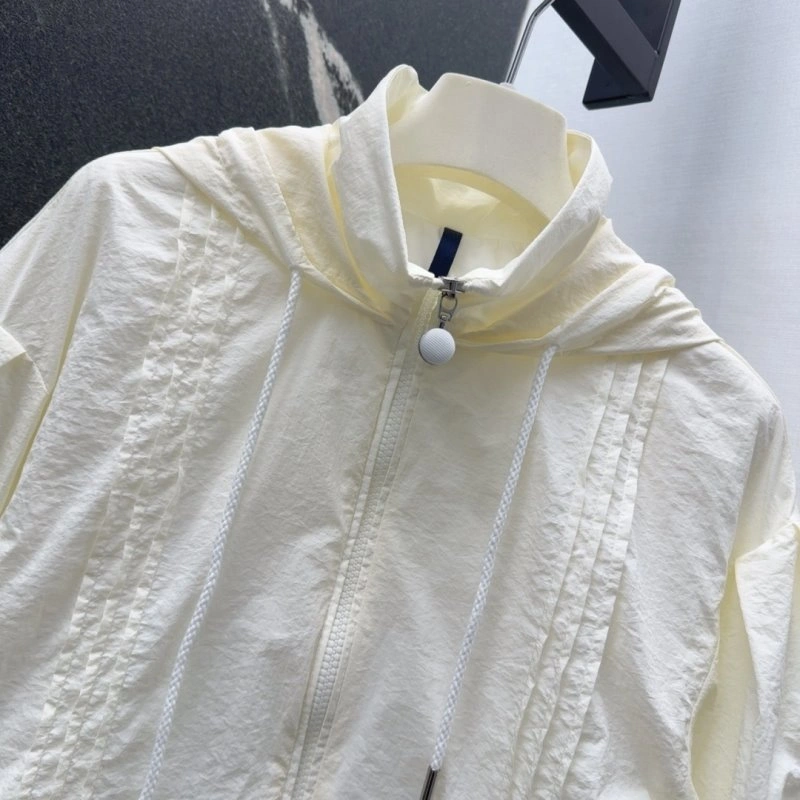Upgraded Unclassified Brand Outwear 150530