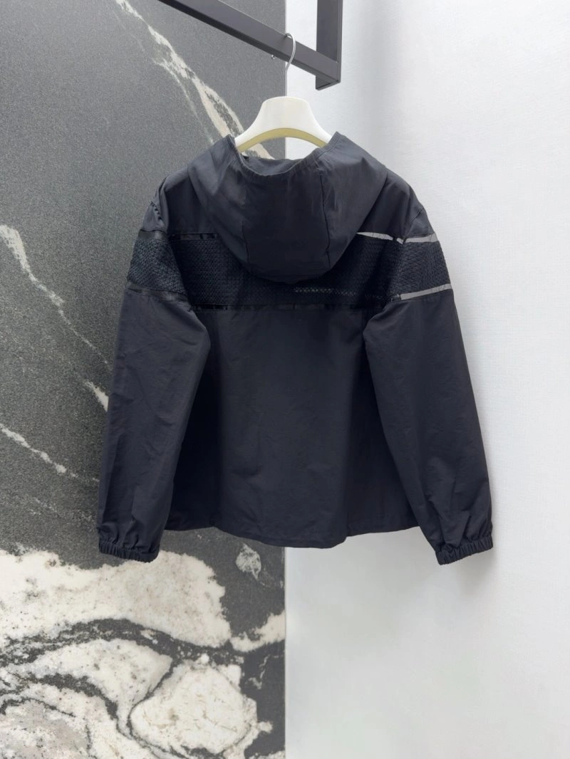 FashionForward Unclassified Brand Outwear 150525