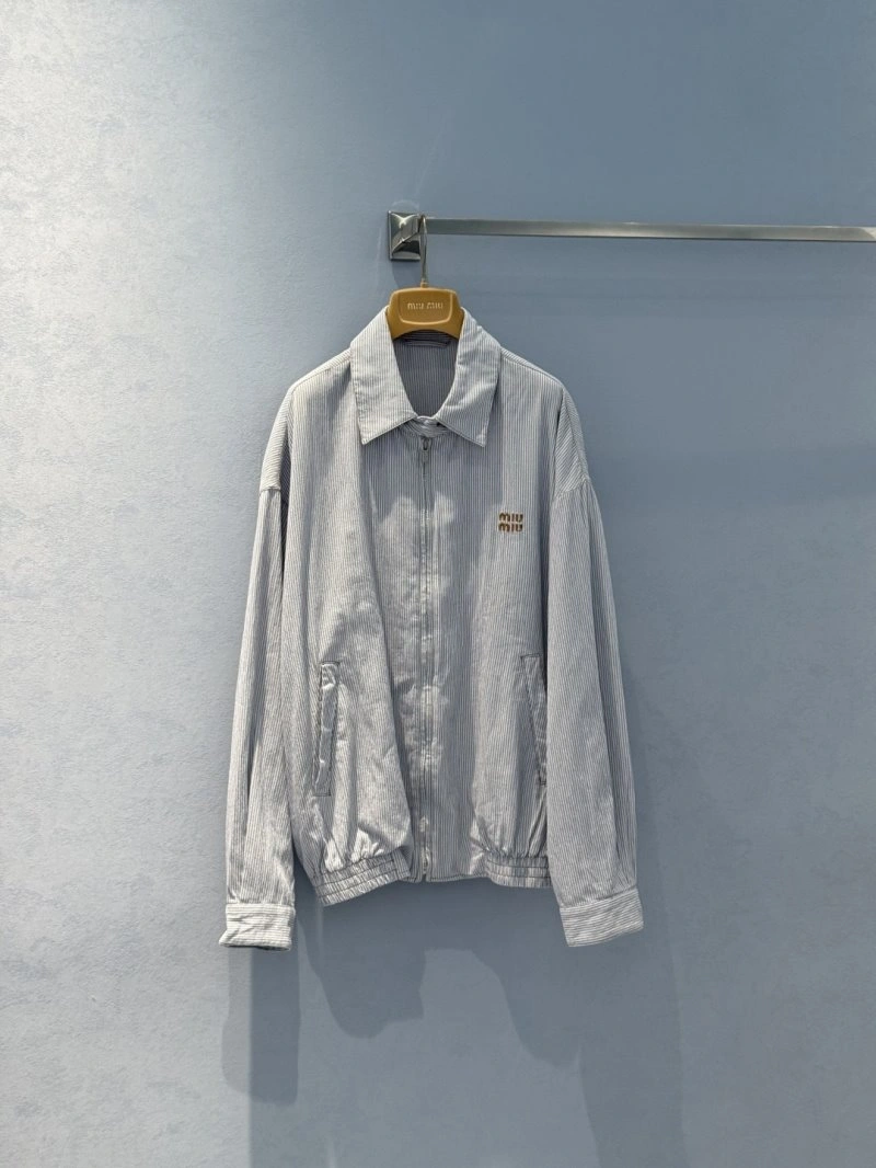 Comfortable Unclassified Brand Outwear 150521