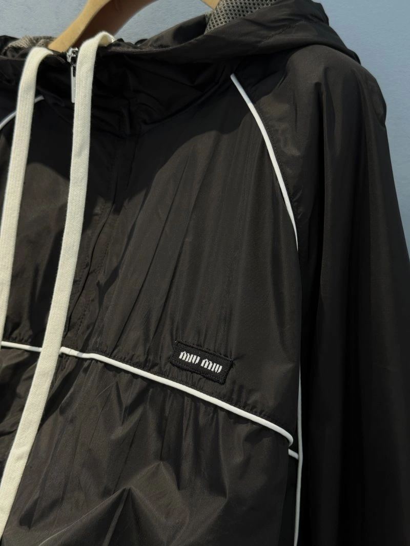 Unclassified Brand Outwear WaterResistant 150522