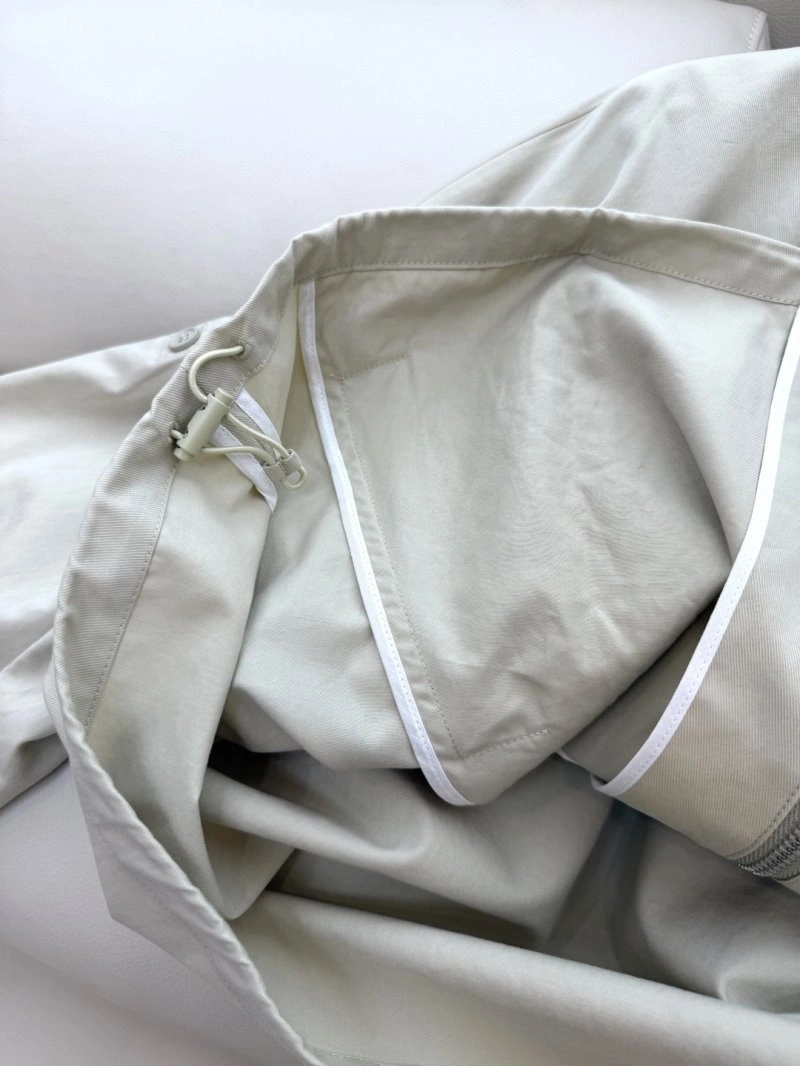 Unclassified Brand Outwear AllSeason 150516