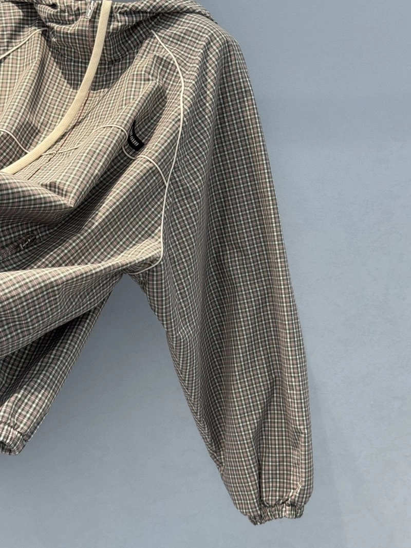 TechFriendly Unclassified Brand Outwear 150513