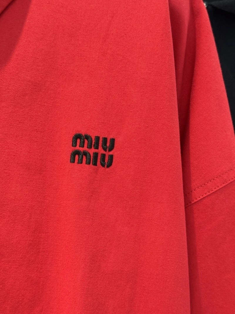 Unclassified Brand Outwear Seasonal 150511