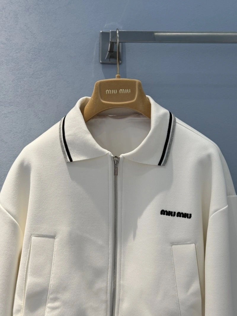 Breathable Unclassified Brand Outwear 150524