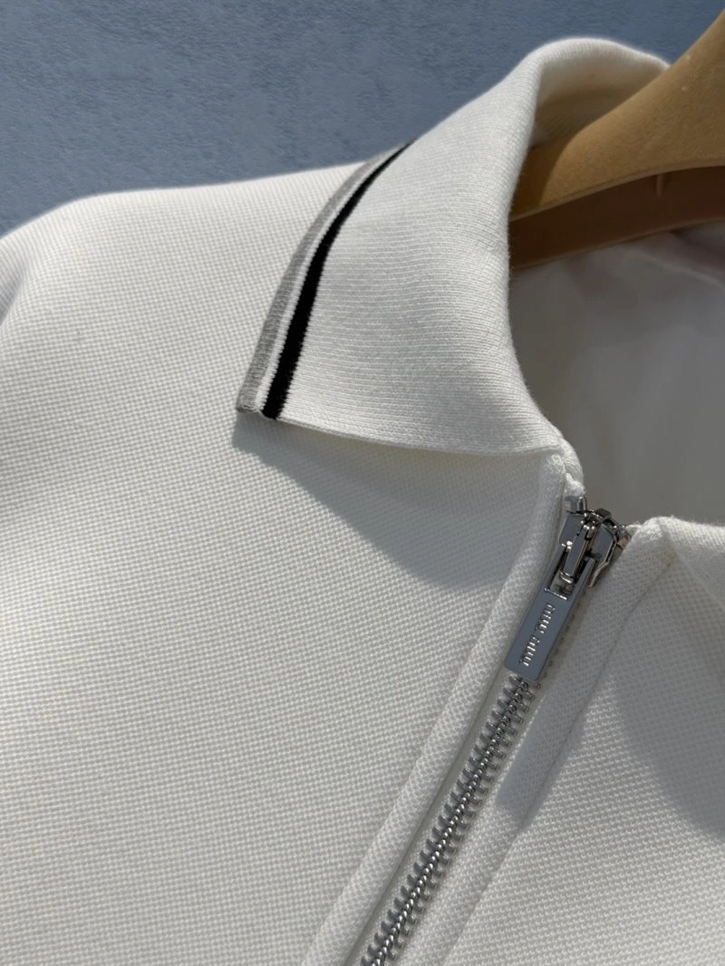 Breathable Unclassified Brand Outwear 150524